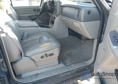 2005 Chevrolet Avalanche 1500 Z71 из США, поврежденный, VIN 3GNEK12Z55G241760